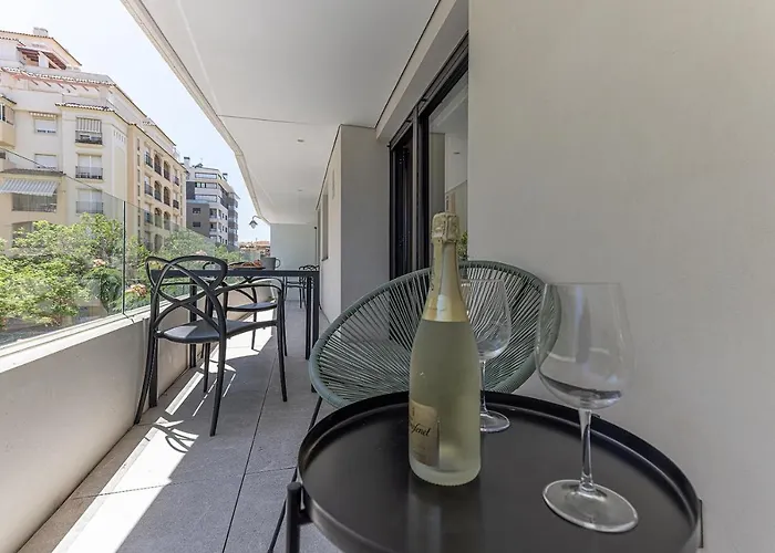 Apartamento Stylish 2 Bedroom In Old Town Estepona