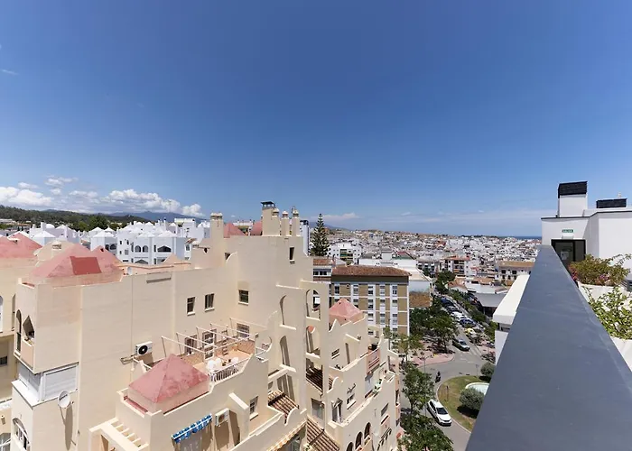 Stylish 2 Bedroom In Old Town