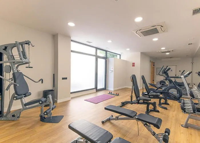 Stylish 2 Bedroom In Old Town *