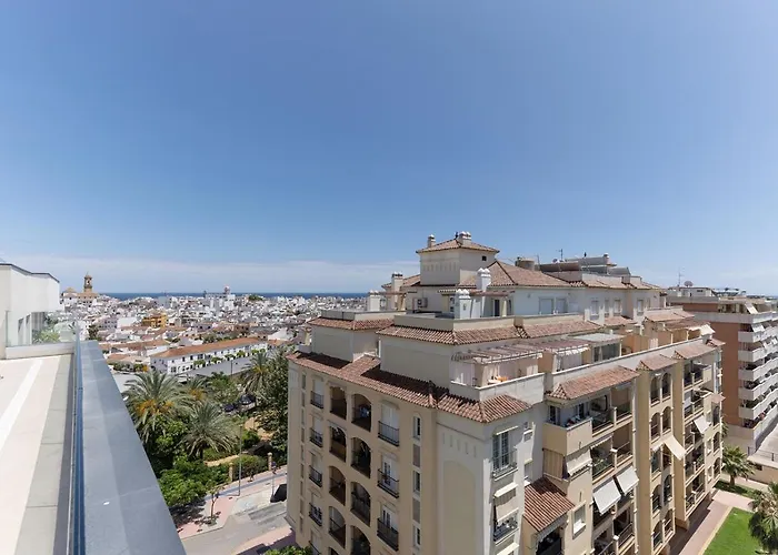 Stylish 2 Bedroom In Old Town Estepona