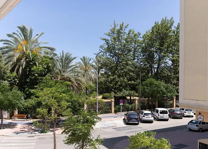 Stylish 2 Bedroom In Old Town Estepona