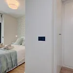 Stylish 2 Bedroom In Old Town Διαμέρισμα